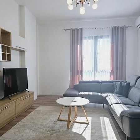 Apartmán Myhouse At 21 Dhjetori Tirana Exteriér fotografie